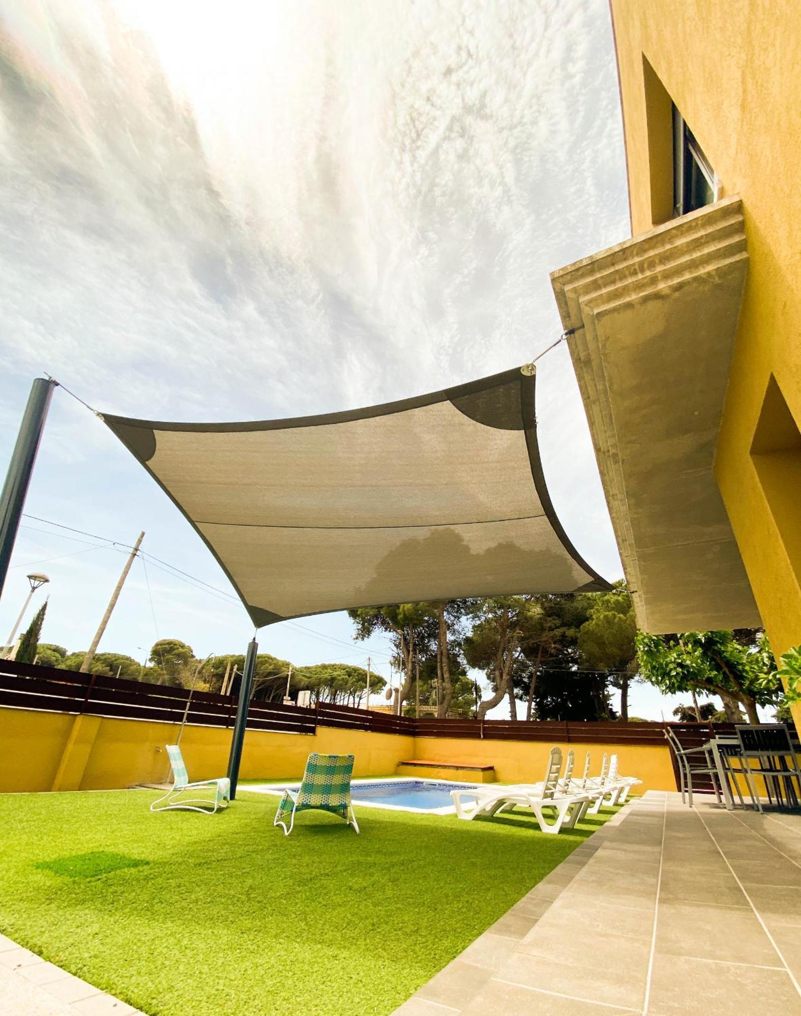 Villa Alegria L'Escala Exterior photo